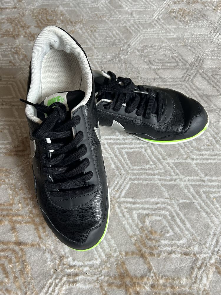 Buty Nike 26,5 cm/41