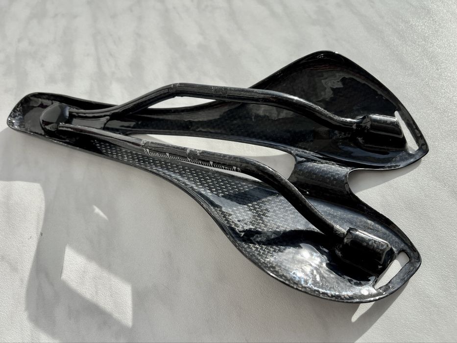 Siodełko rowerowe MTB szosa full carbon 99g