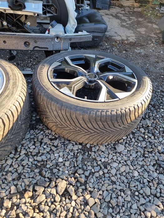 Шини Michelin CrossClimate2 255 45 R19