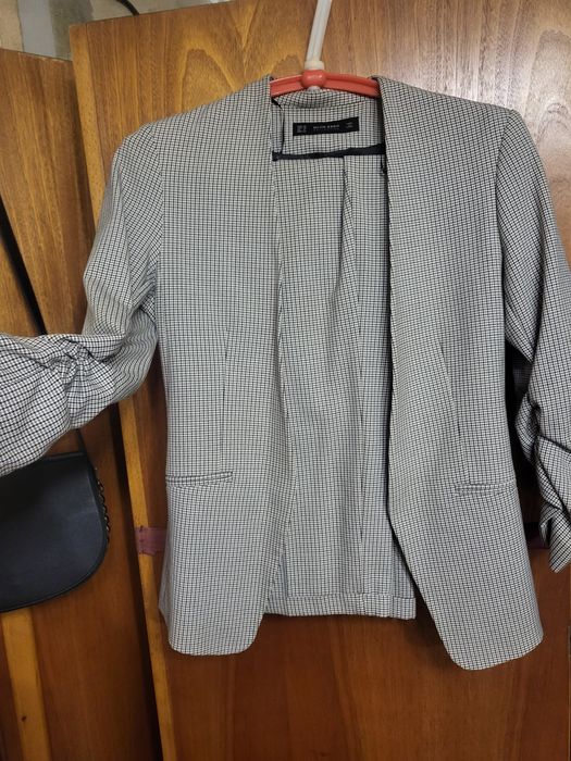 Брючный костюм р. 38