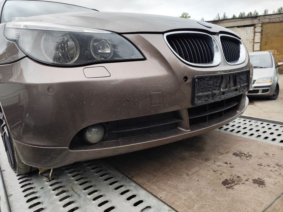 BMW E61 3.0D 530D zderzak tył AMETHYSTGRAU Metallic A09/8