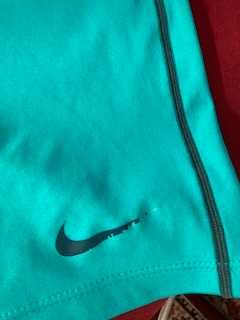 Calçoes Nike, verdes