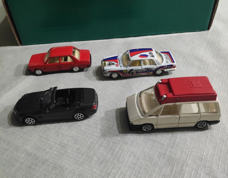 Diecast miniaturas carros 1/43 Burago, Guisval, Solido, Mira, Corgi