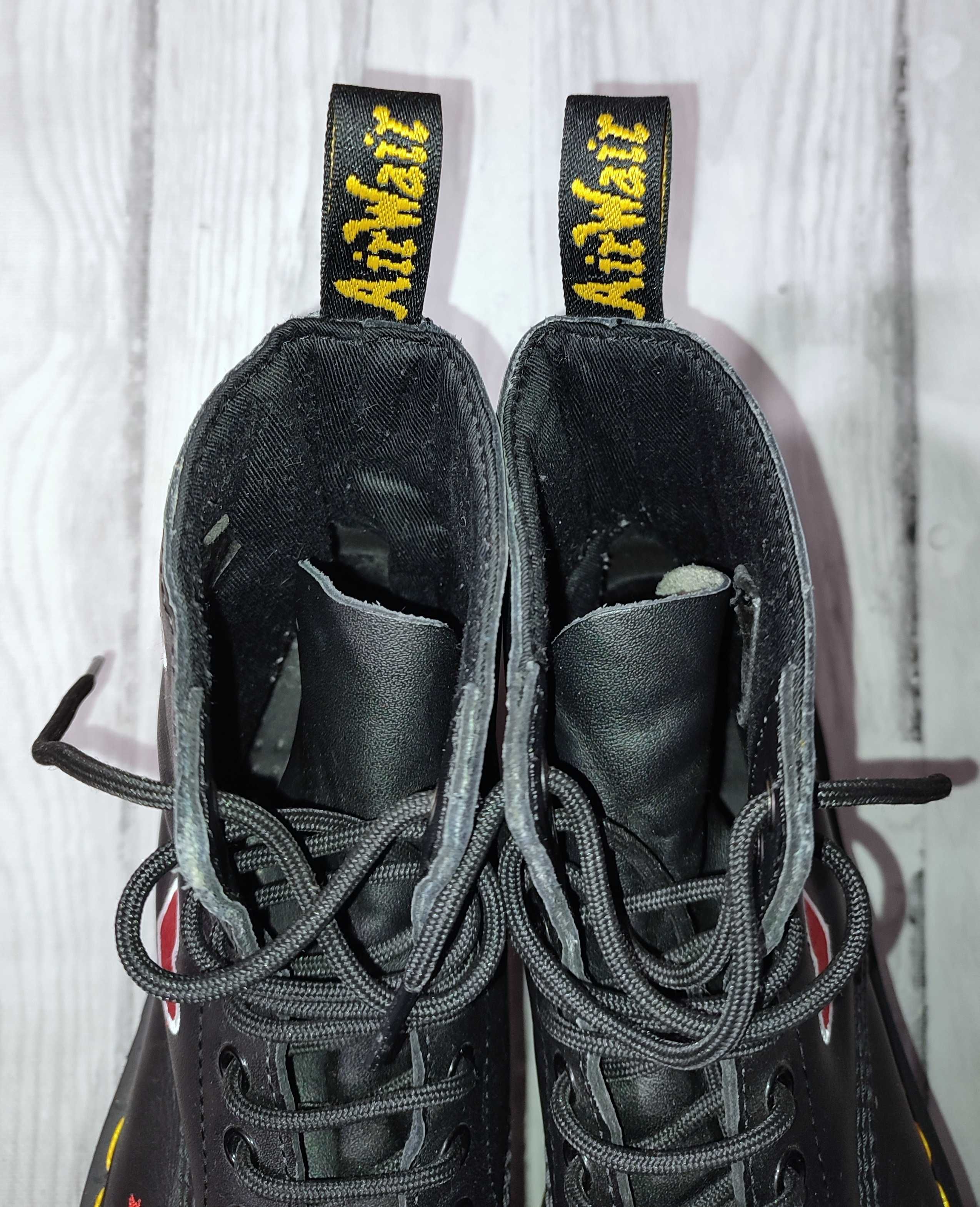 Buty DR. MARTENS Pascal Hearts r. 39