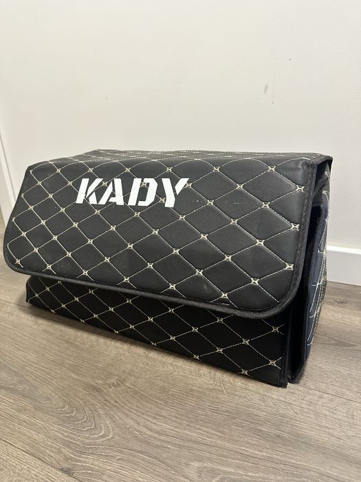 Organizer do bagaznika KADY - stylowy i praktyczny!