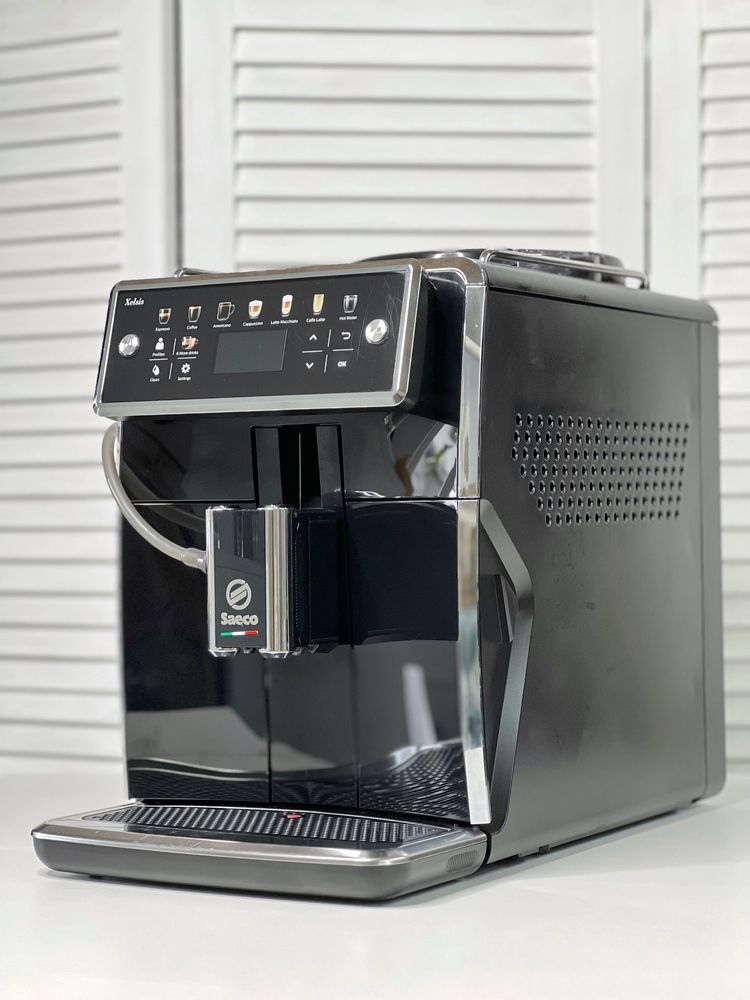 Кофемашина автоматическая Saeco Xelsis супер кавомашина