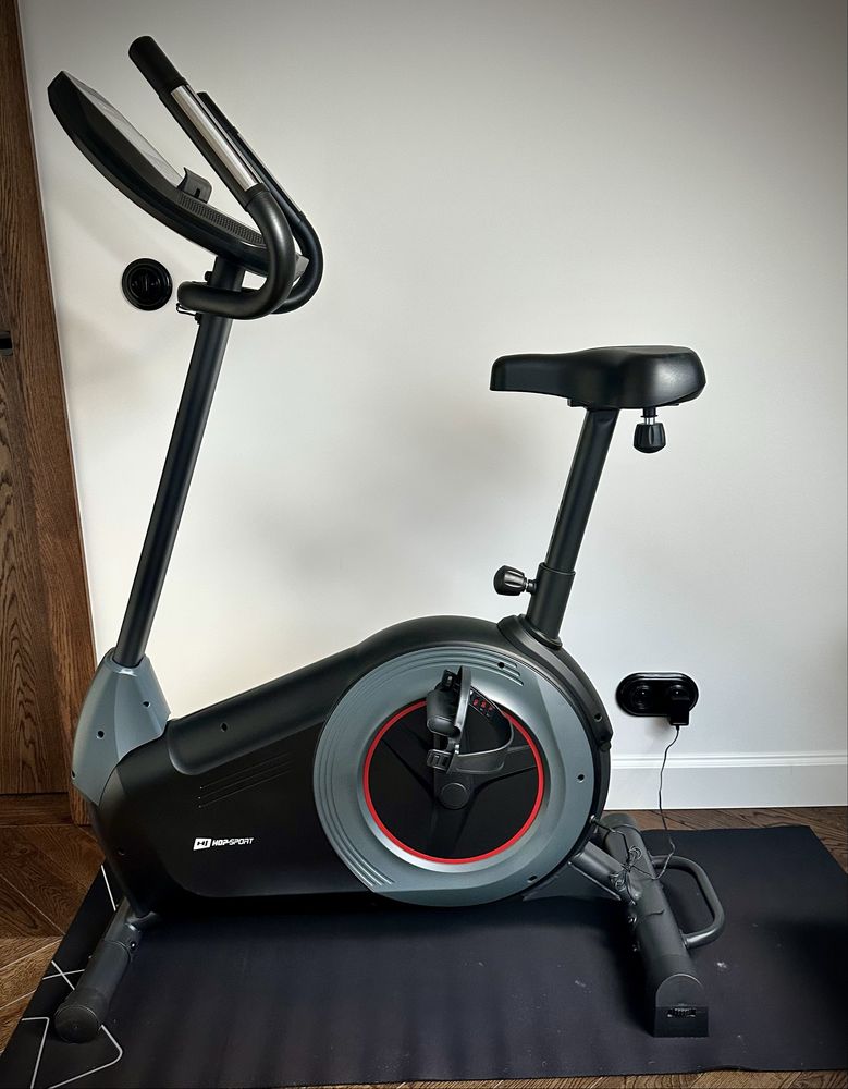 Rower stacjonarny HS-100H Solid czarny z matą - Hop Sport