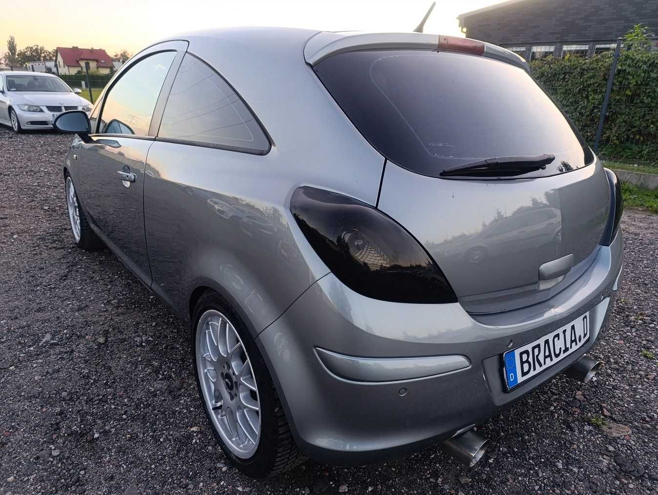 CORSA SPORT 2011r LIFT 1,4 Benz MEGA Niski Przebieg Niemiec 100% OPŁAT