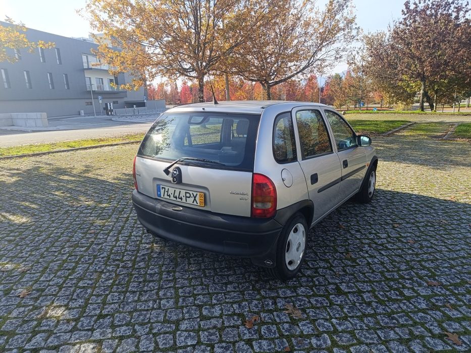 Opel Corsa B 1.0