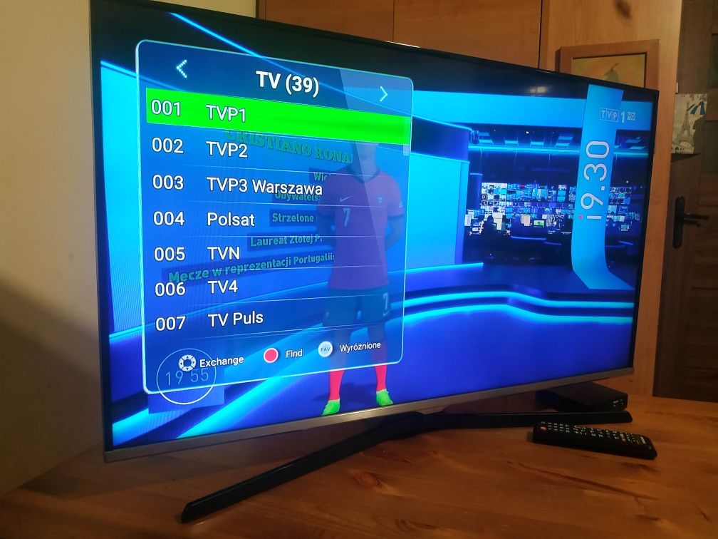 TV 40" Samsung + Smart TV dekoder WIFI YouTube Netflix  Android