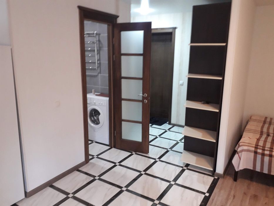 2к квартира ул Сталеваров 26 Посуточно/Центр 6я Больница Своя