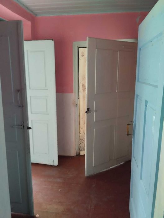 будинок у центрі с.Гніздичне Тернопільського району