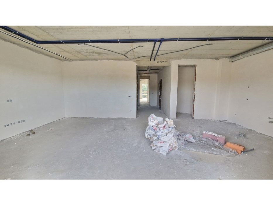 T2+1 com Garagem para 2 Viaturas, próximo a Gaia, Feira