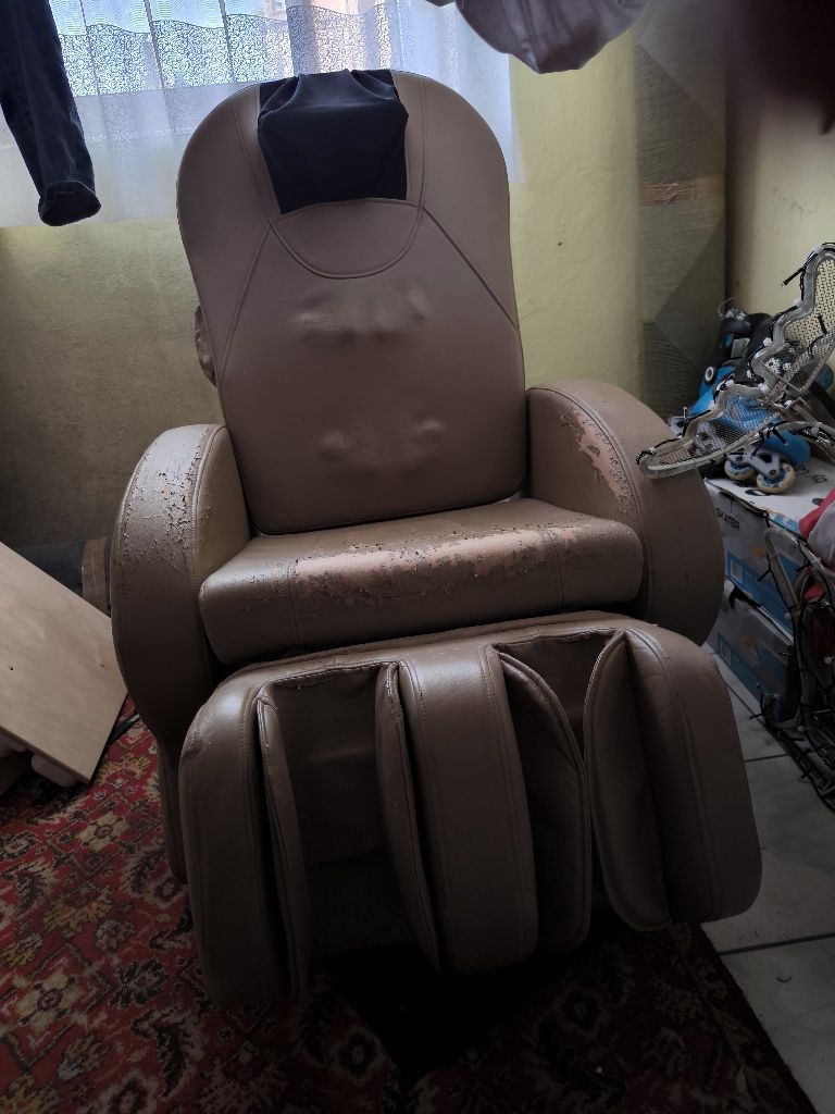 Fotel masujący używany