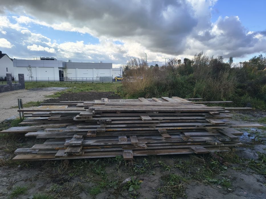 Deski szalunkowe i stemple