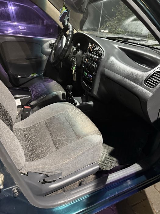 Продам ТЕРМІНОВО ланос 1.5 2004 рік Поляк