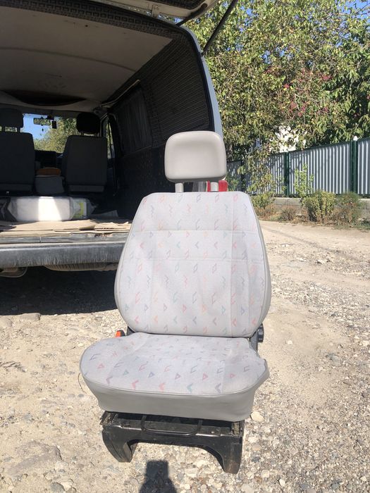 Сидіння водійське Volkswagen transporter 4, vw t4 сидіння