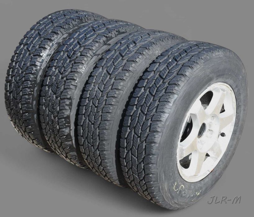 4x Opony Cooper Discoverer A/T3 Sport 2 195/80 R15 100T