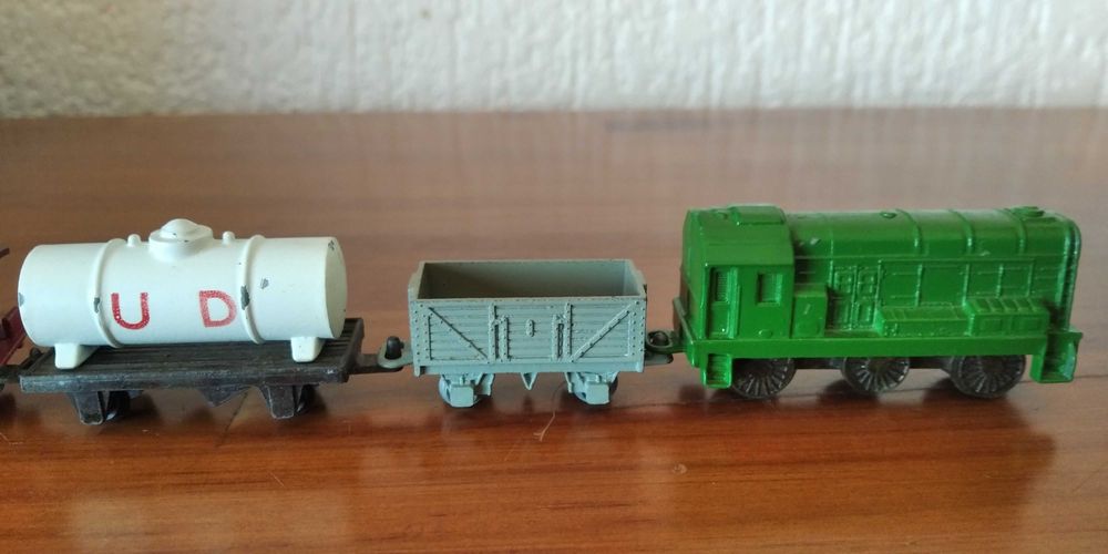 Bonecos monocromático,  Ou Comboios marca Lone star loocs