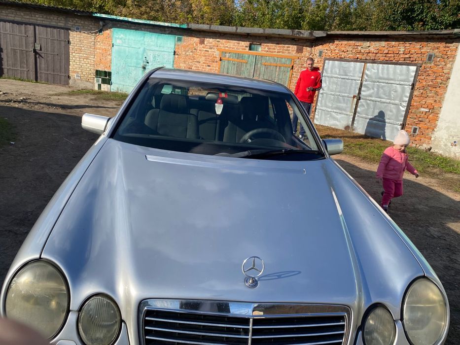 Мерседес е 300 d, мотор 3.0 дизель,коробка автомат