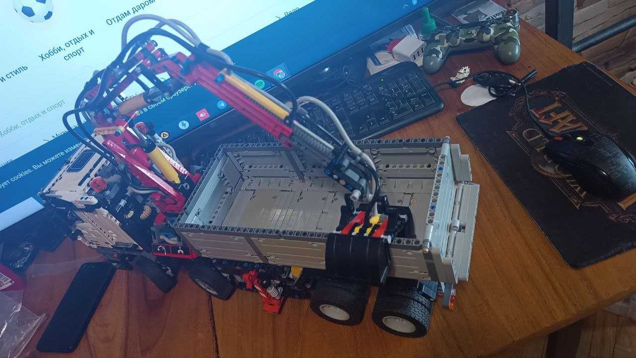 Lego 42043 б.у 9500грн