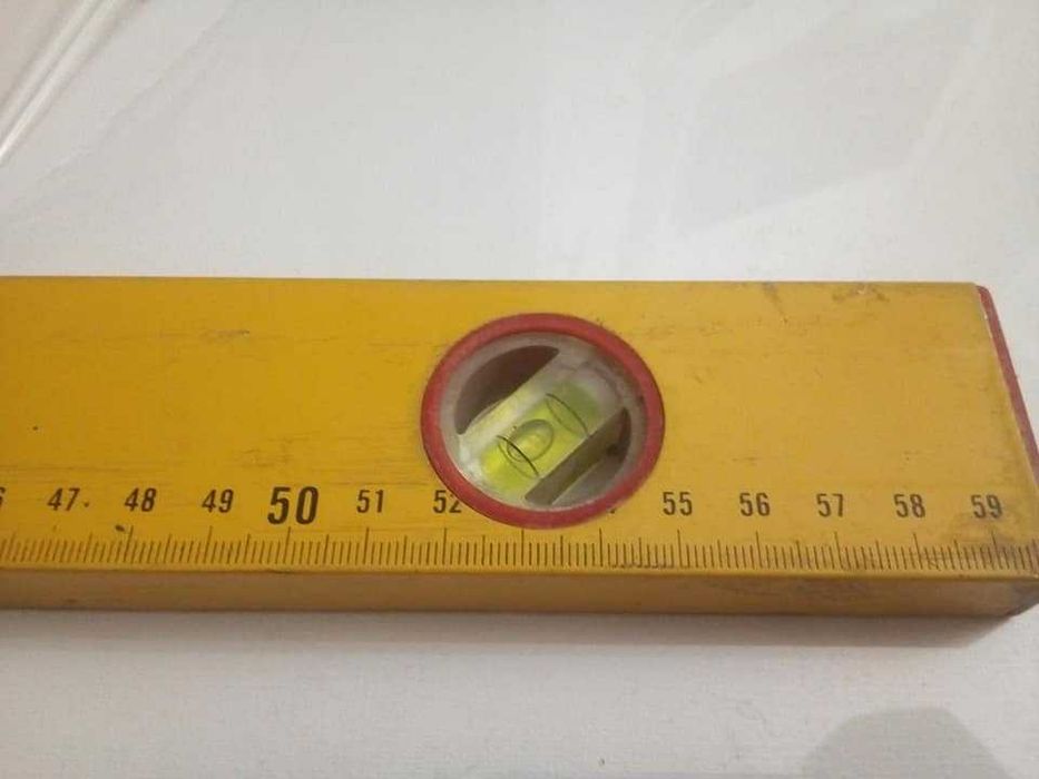 для строителя - венчик - насадка , ножовка и другие