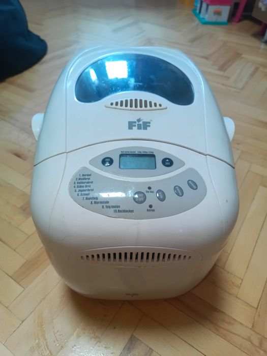 Хлібопічка продам