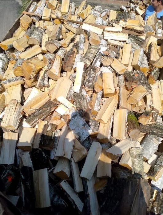 Drewno opałowe kominkowe transport