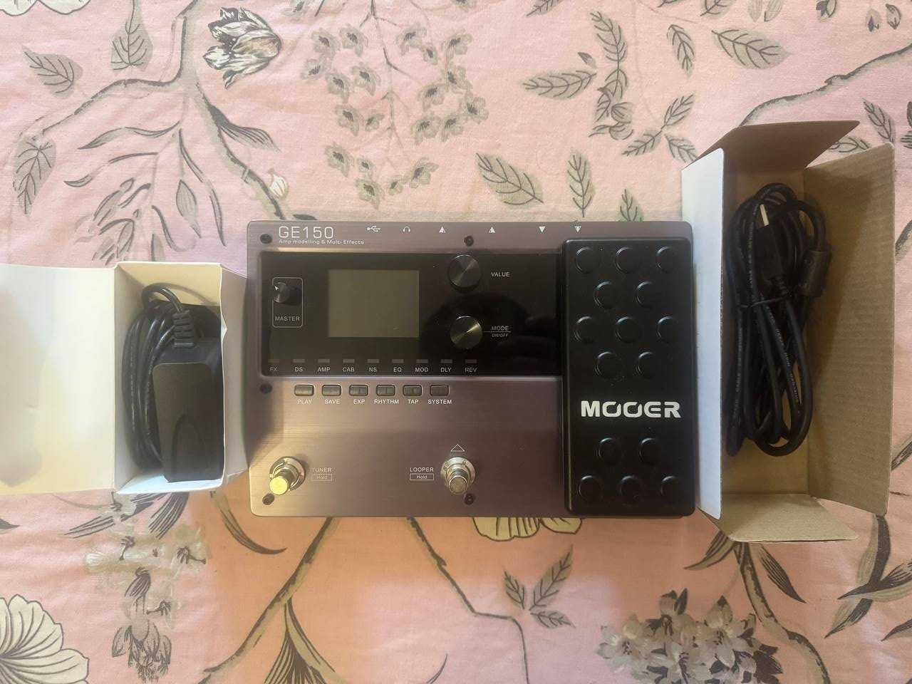 Продам Гитарный процессор Mooer GE150 (как новый)