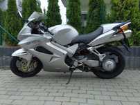 Sprzedam,Hondę VFR 800 vtec tylko 21tys przebiegu