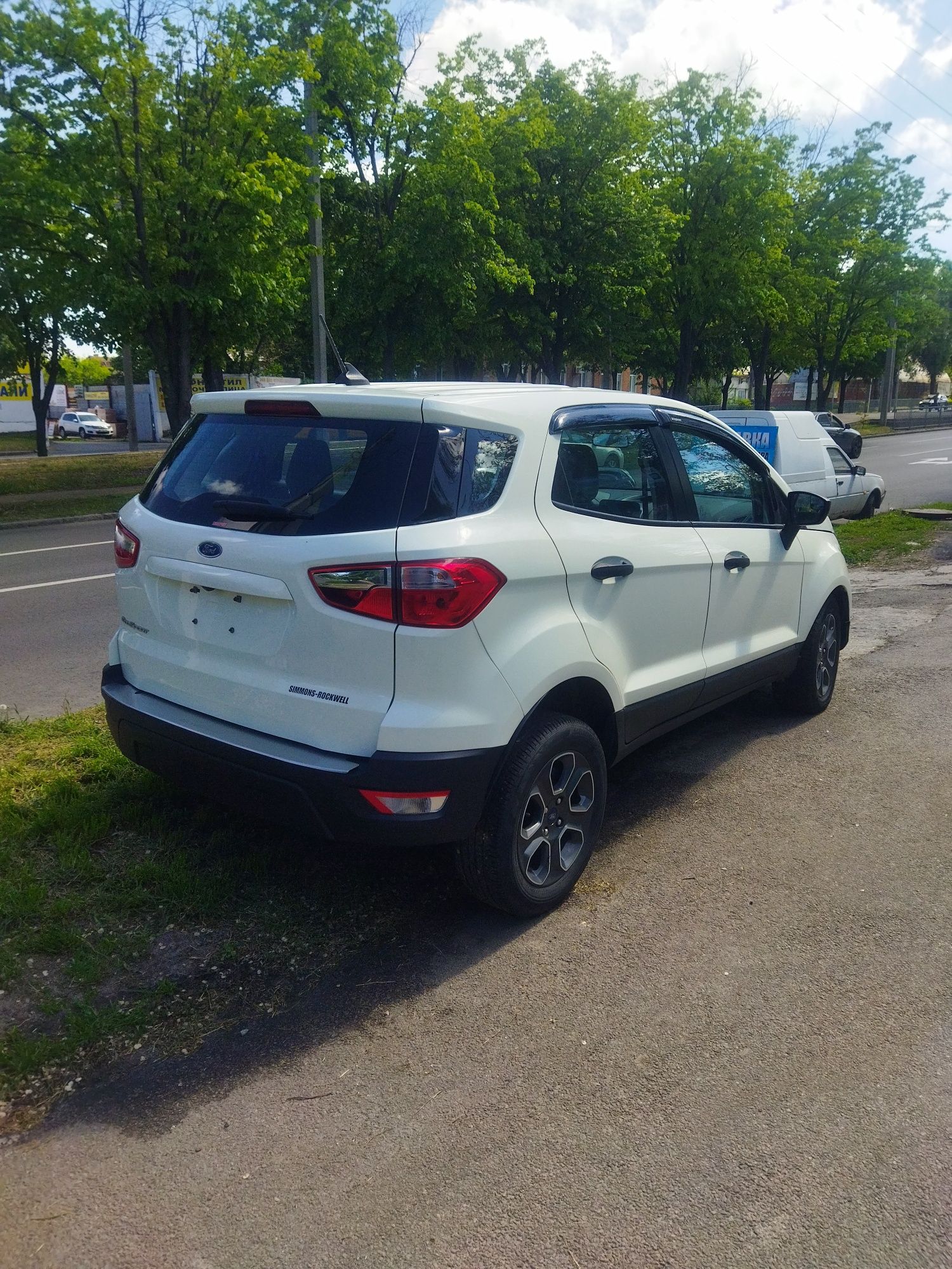 Продам форд экоспорт 2021 г. 1.0 бензин