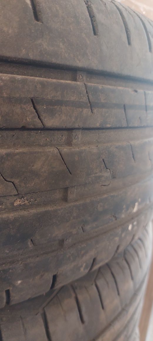 205/55 r16 Debica
