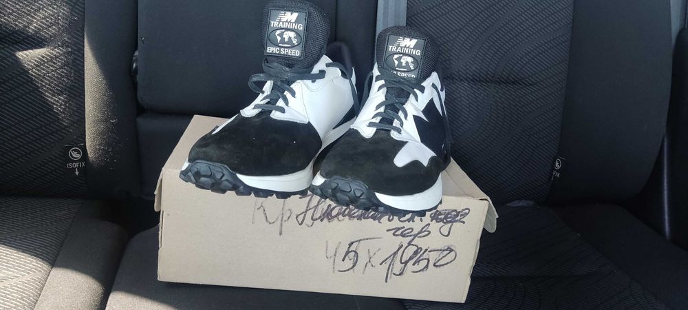 Продам Оригінальні кросівки Training epic speed.