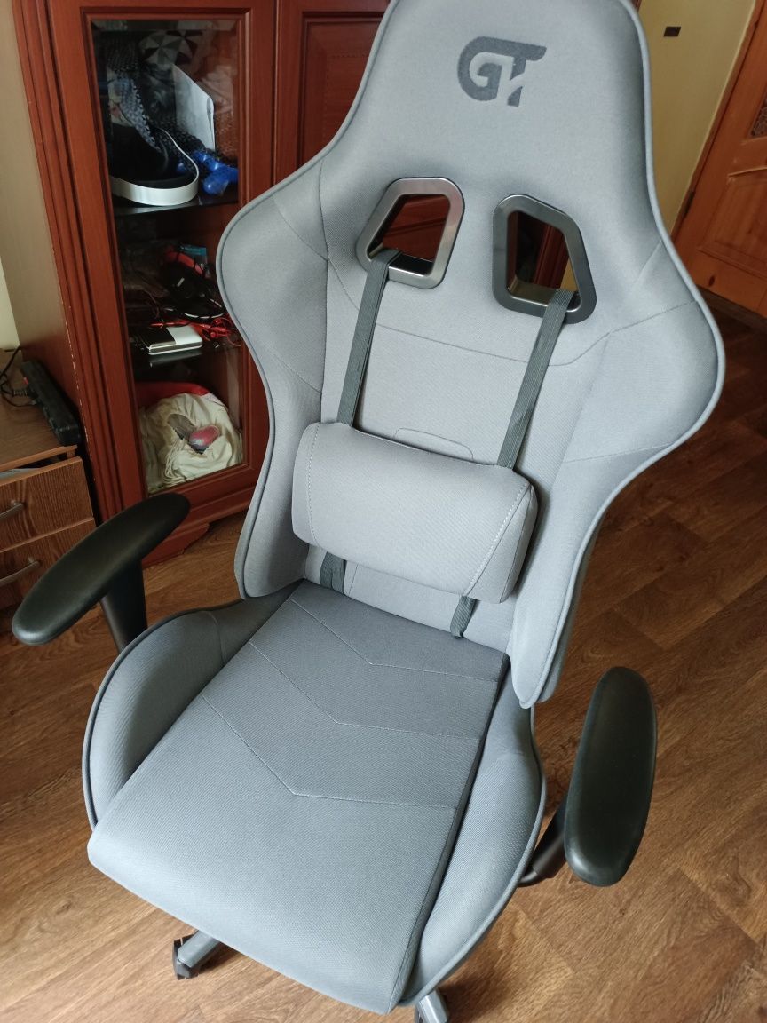 Комп'ютерне крісло геймерське/для геймерів GT Racer x2316 сіре
