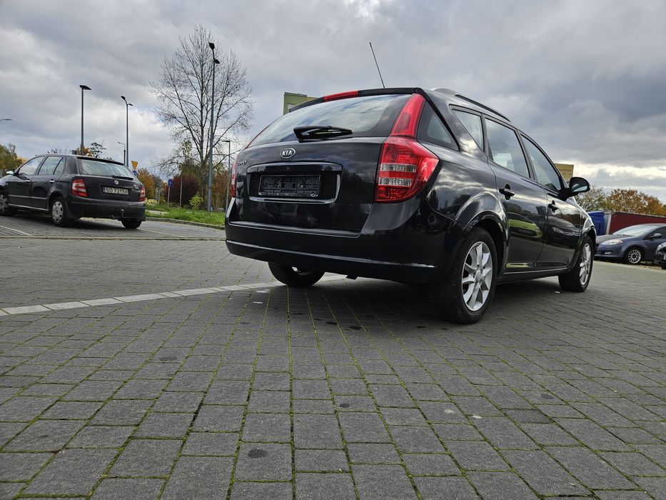 Kia cee'd Sportwagon XE 1,6 benzyna