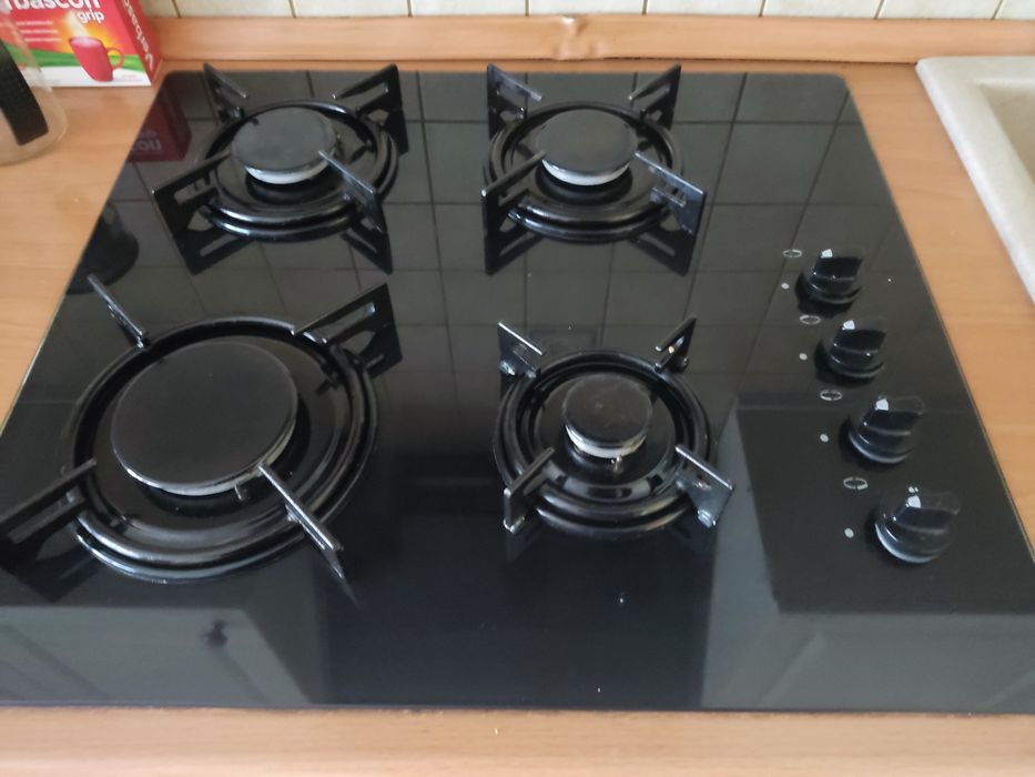 Kuchnia gazowa na blat.