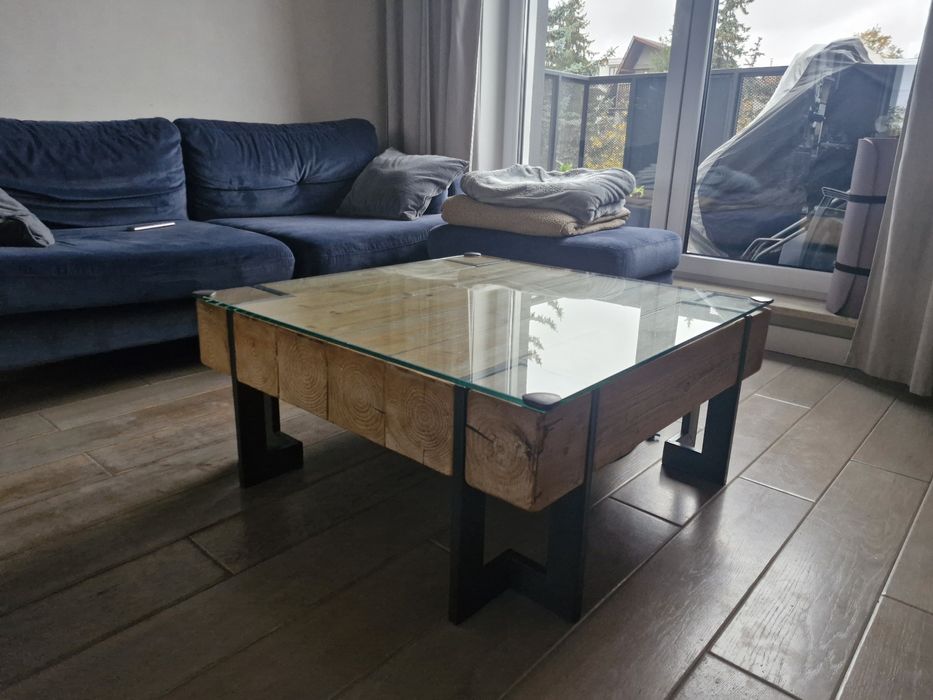 Stolik kawowy 90 x90