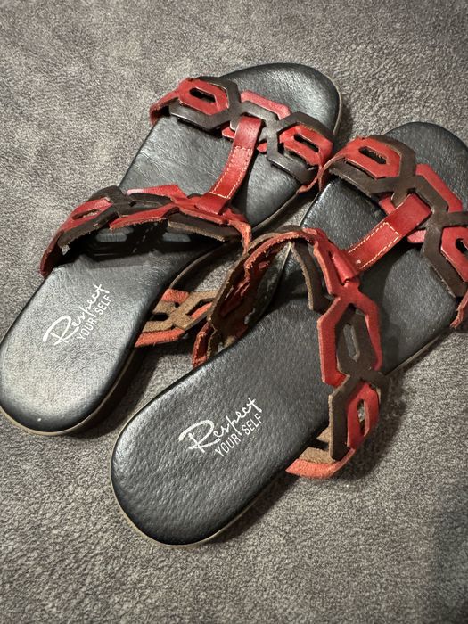 Шьопанці шкіряні