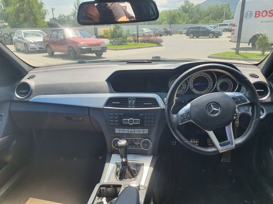 Розборка Mercedes-Benz W204 c-class c220 2.2 om651 рестайл