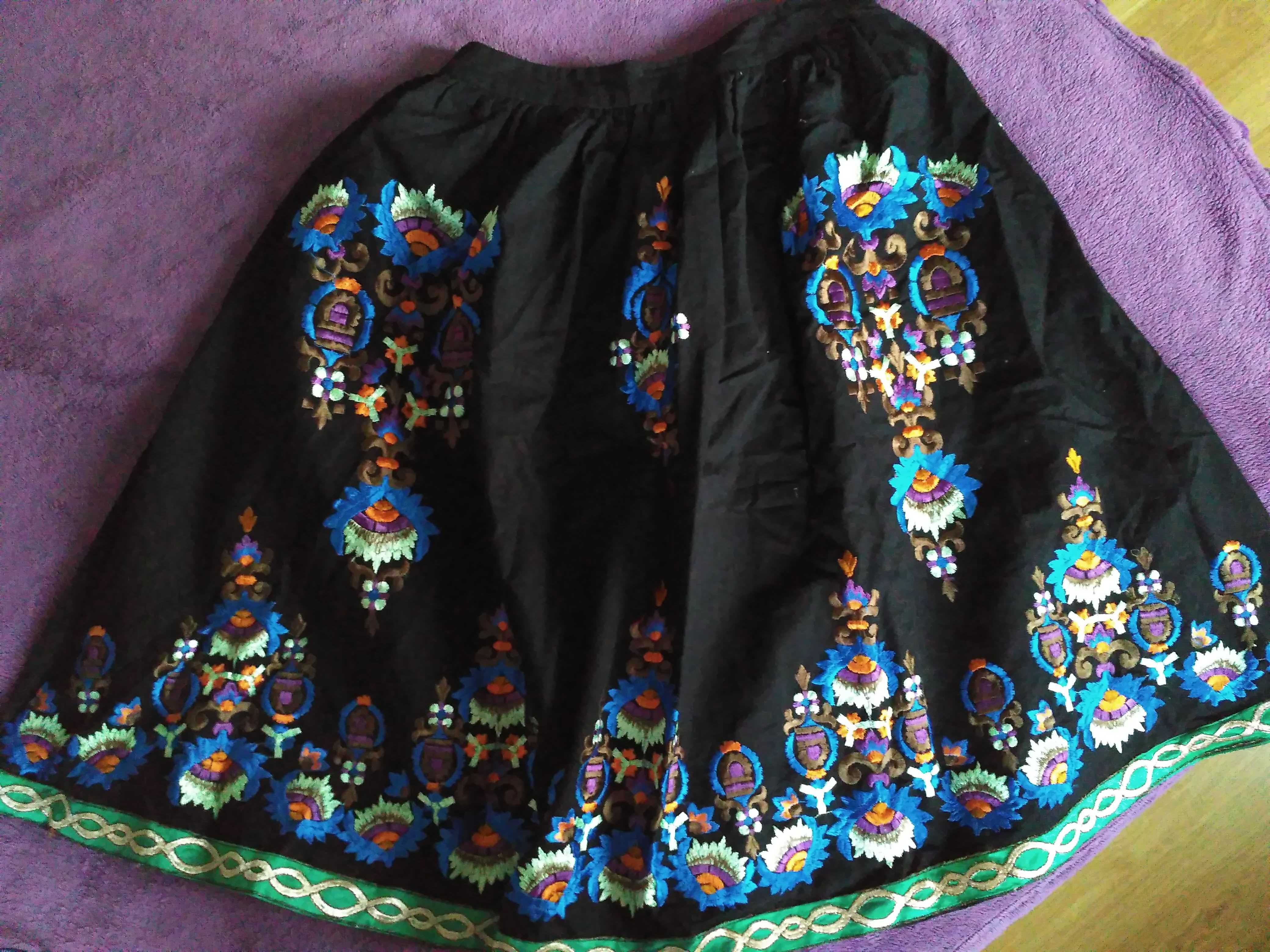 Piękna haftowana spódnica Asos, rozm. EU 36 - S, nowa, unikat