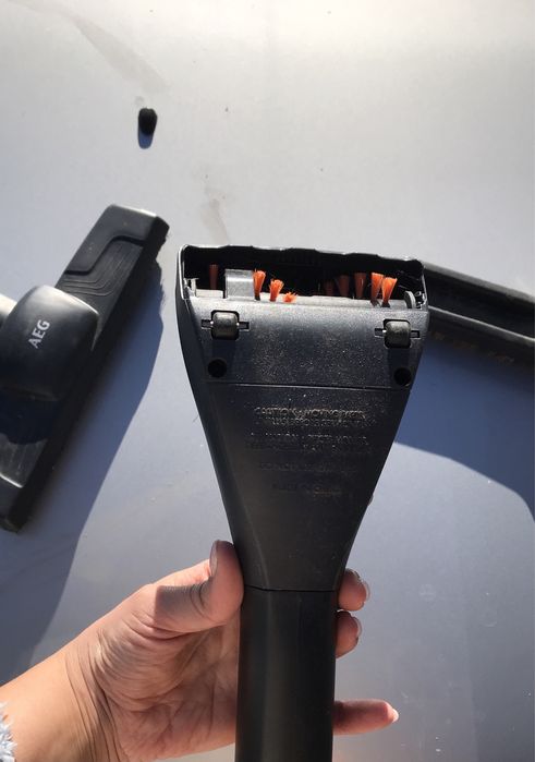 Escovas AEG originais para aspirador VX
