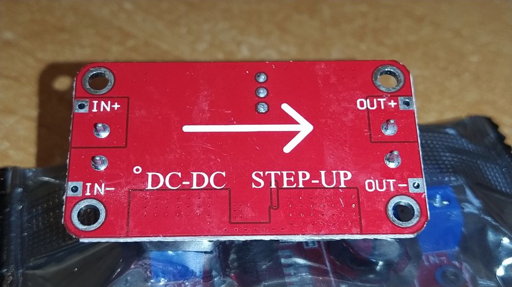 Модуль перетворювач з 5v до 35v