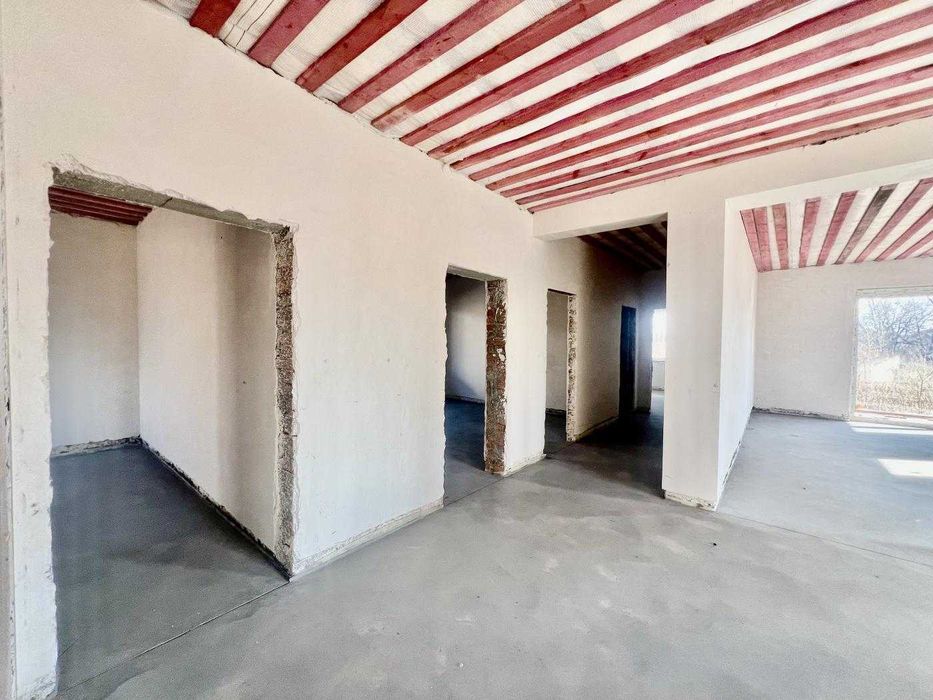 Одноповерховий будинок 138 кв.м з виходом на воду 18 соток, Осокорки