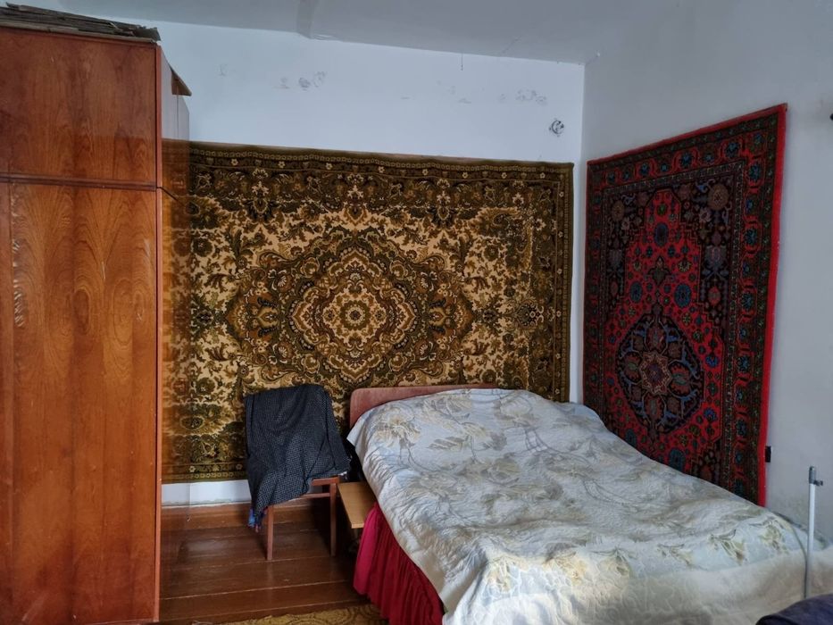 Продам 2кім квартиру у смт Семенівка