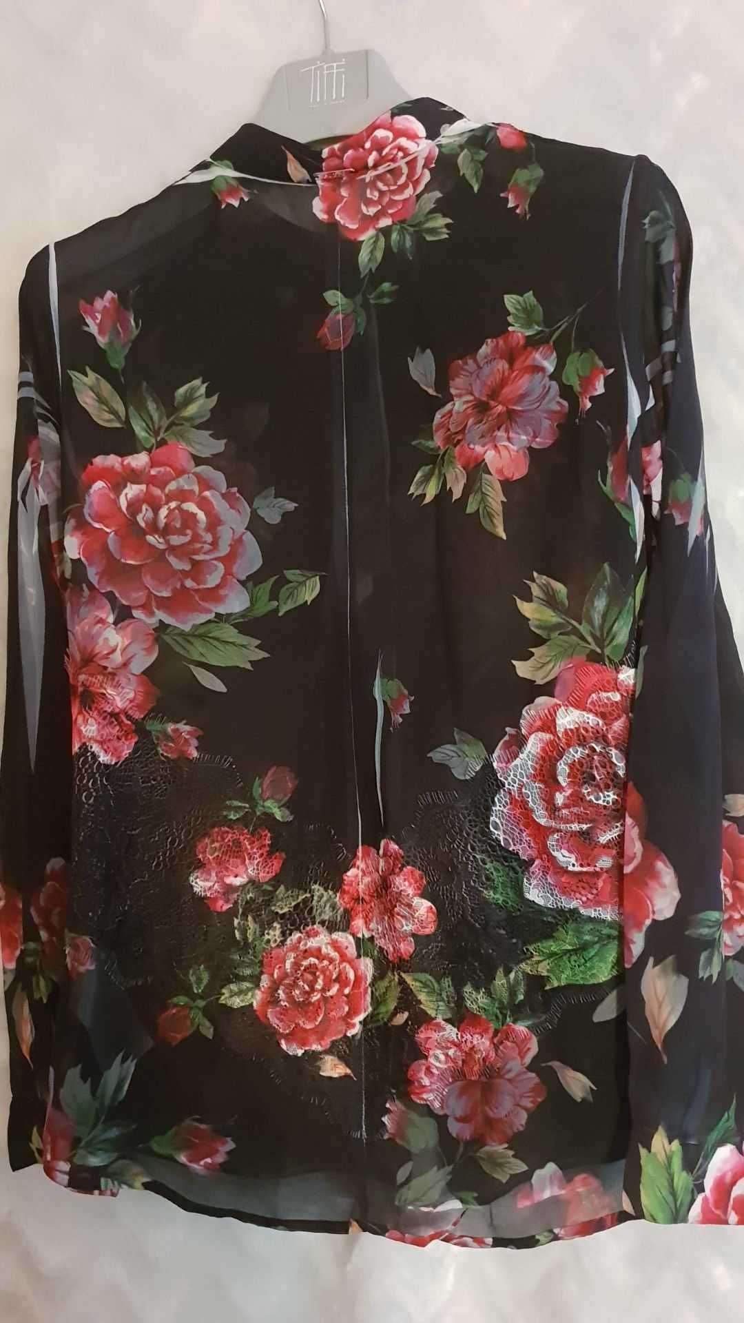 Bluzka w kwiaty GUESS