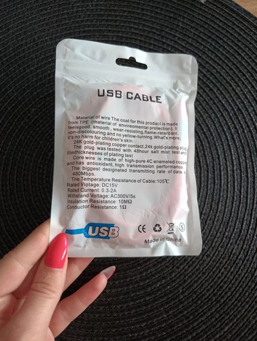 Kabel USB do ładowania telefonu!