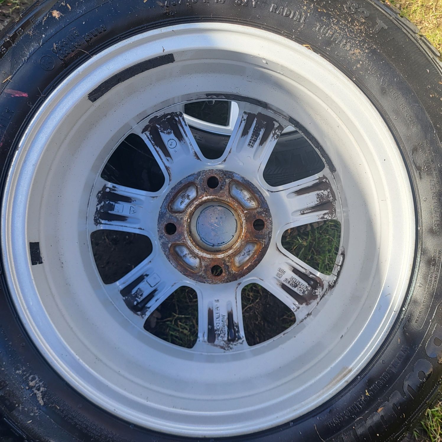 R14 4 108 6j et38 ford Fiesta ka Escort siera