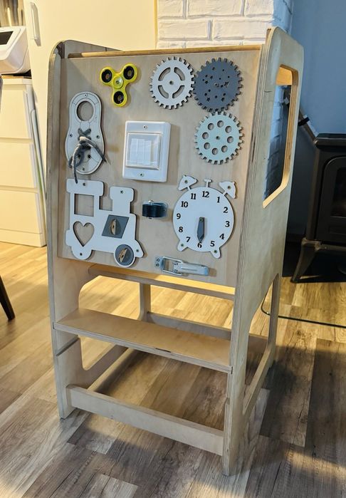 Kitchen helper z tablicą manipulacyjną stan bdb