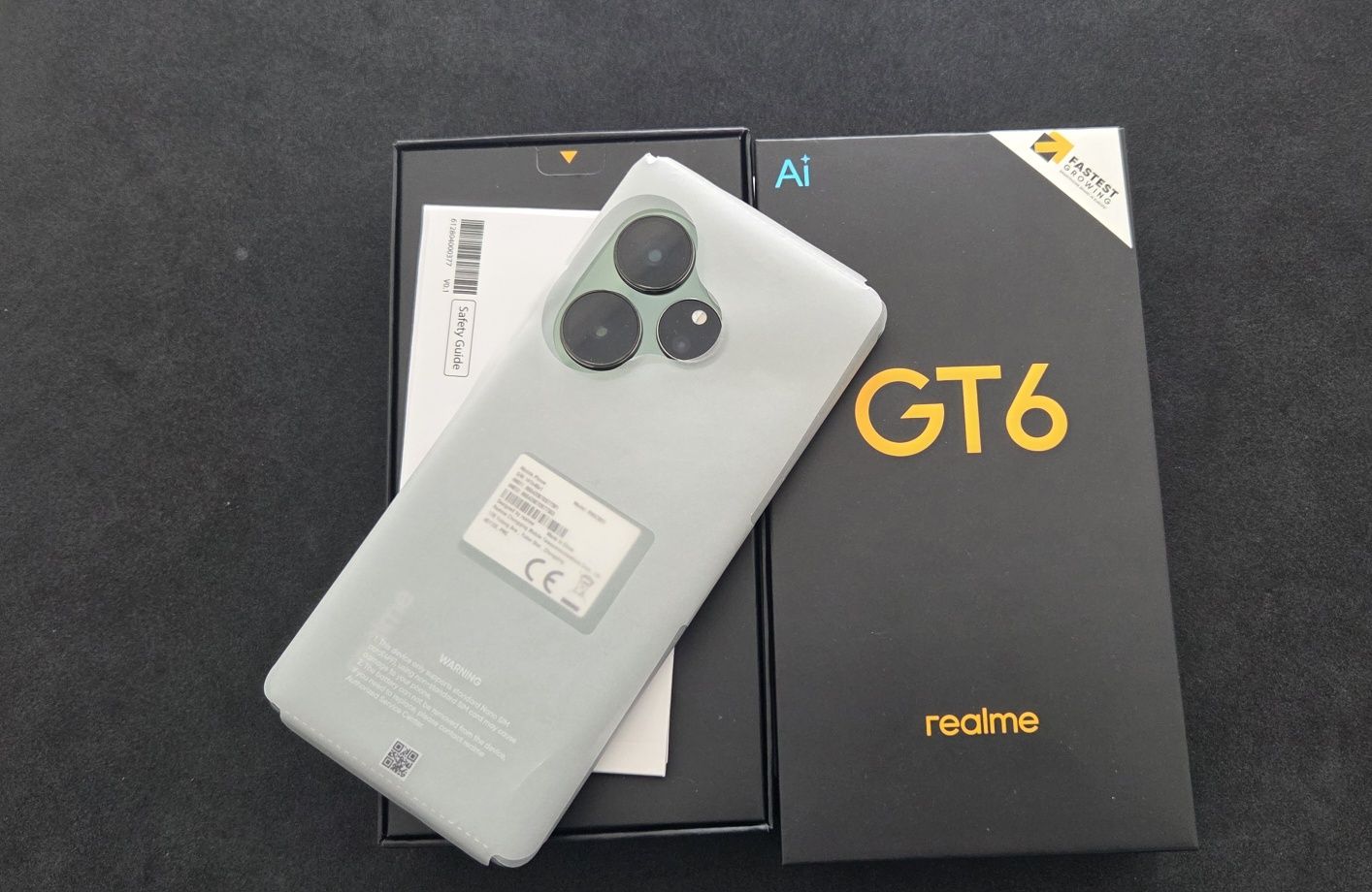Realme GT 6 nowy 16/512GB + ubezpieczenie