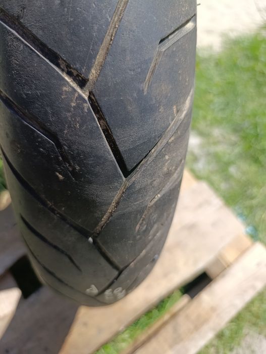 Opona przód przednia Yamaha R6 rj03 99 - 02 r felga opona Pirelli